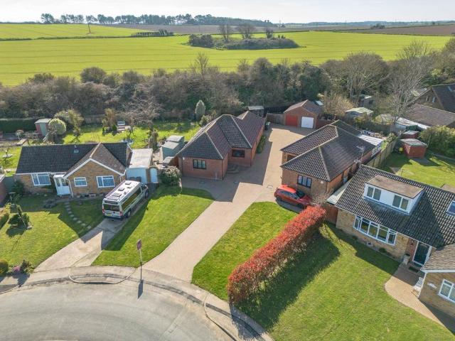 3 bedroom detached bungalow for sale