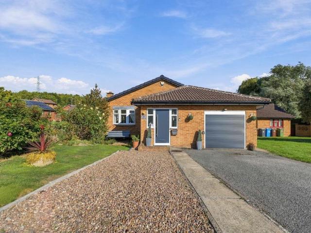 3 bedroom detached bungalow for sale