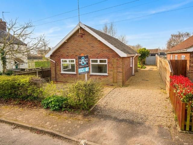 3 bedroom detached bungalow for sale