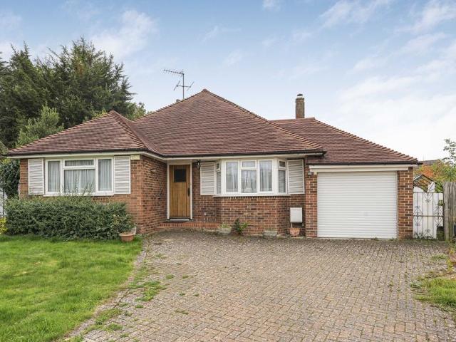 3 bedroom detached bungalow for sale