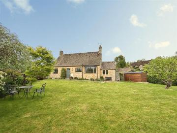 Cotswold, Gloucestershire county, Southdowns