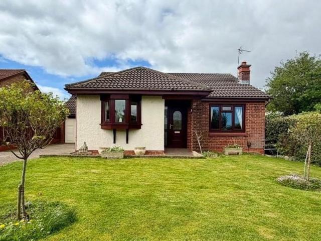 3 bedroom detached bungalow for sale