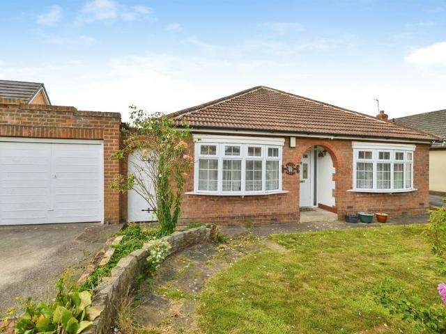 3 bedroom detached bungalow for sale