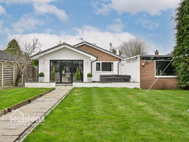 3 bedroom detached bungalow for sale