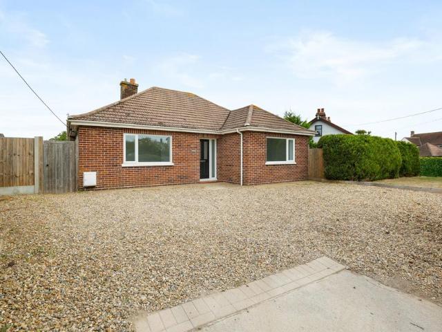 3 bedroom detached bungalow for sale