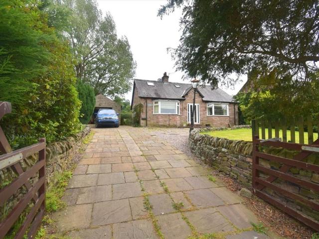 3 bedroom detached bungalow for sale