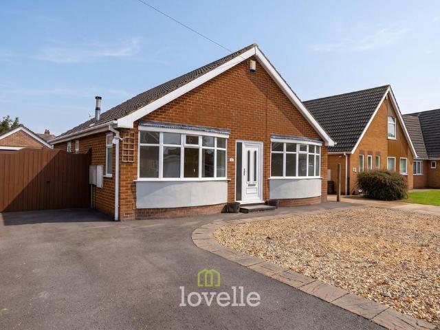 3 bedroom detached bungalow for sale
