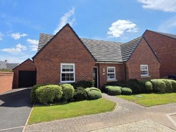 3 bedroom detached bungalow for sale