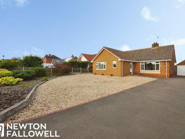 3 bedroom detached bungalow for sale