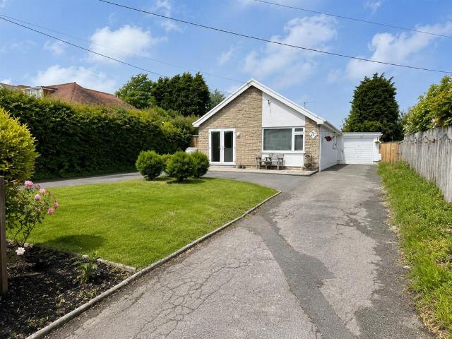 3 bedroom detached bungalow for sale