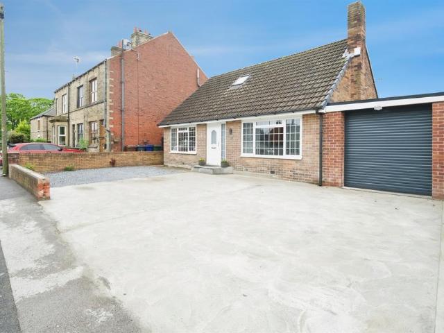 3 bedroom detached bungalow for sale