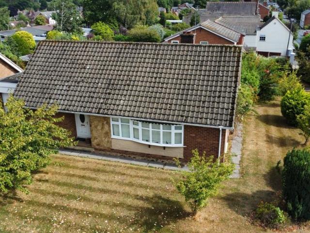 3 bedroom detached bungalow for sale