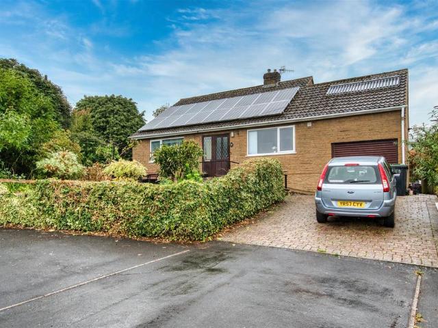 3 bedroom detached bungalow for sale