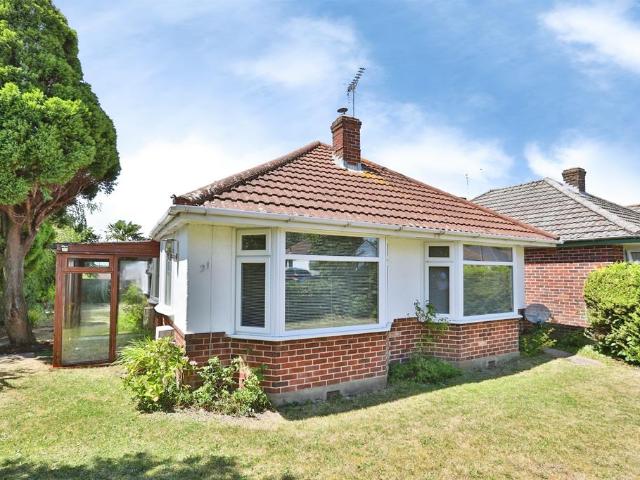 3 bedroom detached bungalow for sale