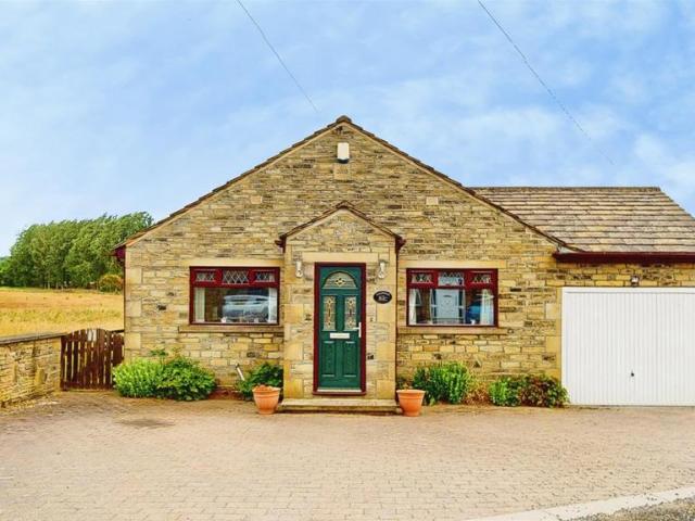 3 bedroom detached bungalow for sale