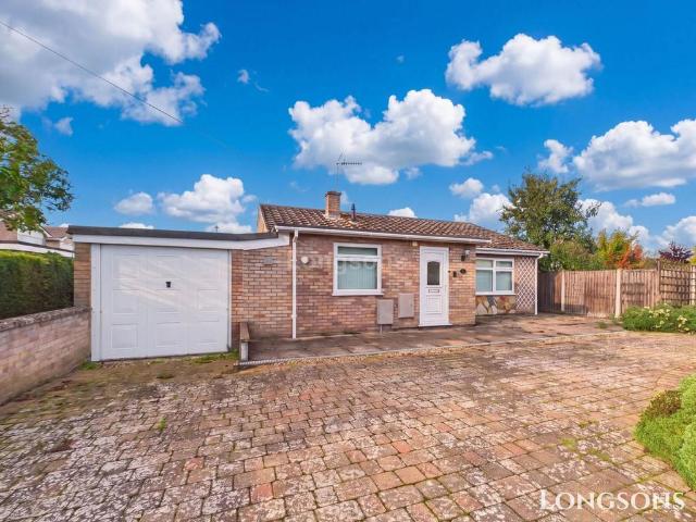 3 bedroom detached bungalow for sale