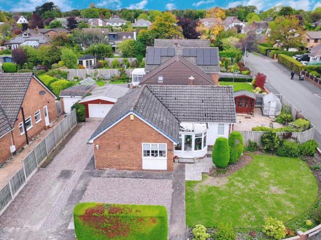3 bedroom detached bungalow for sale