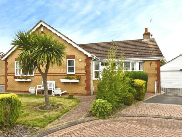 3 bedroom detached bungalow for sale