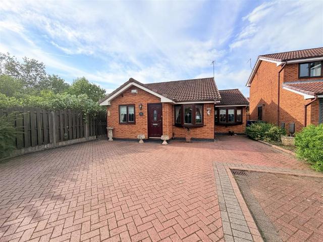 3 bedroom detached bungalow for sale