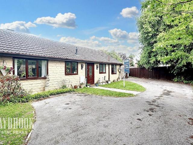 3 bedroom detached bungalow for sale