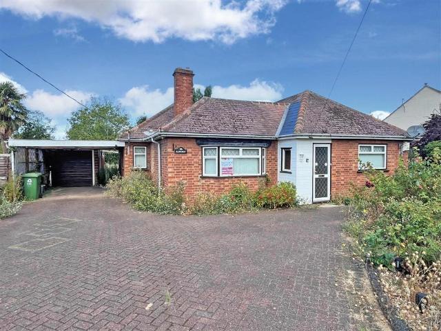 3 bedroom detached bungalow for sale