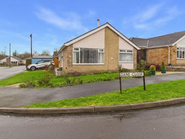 3 bedroom detached bungalow for sale