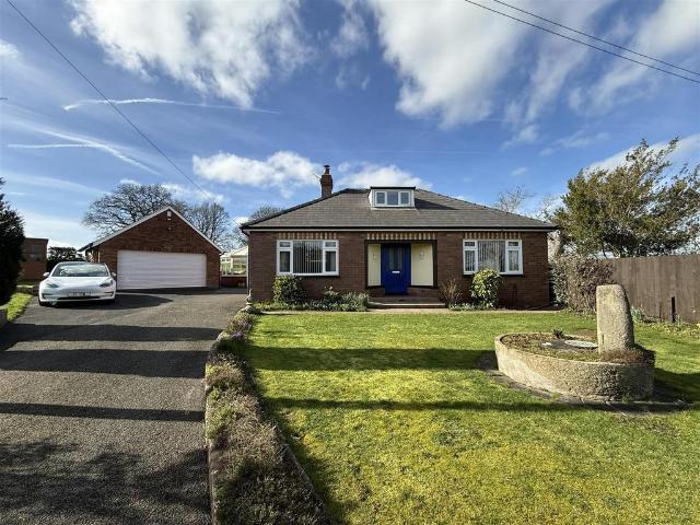 3 bedroom detached bungalow for sale