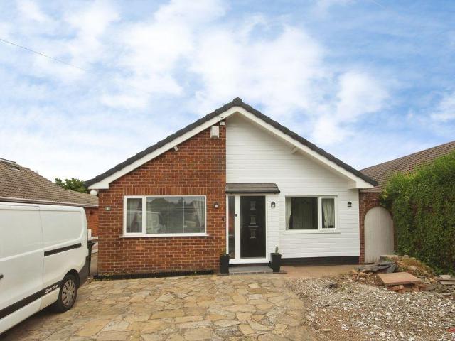 3 bedroom detached bungalow for sale