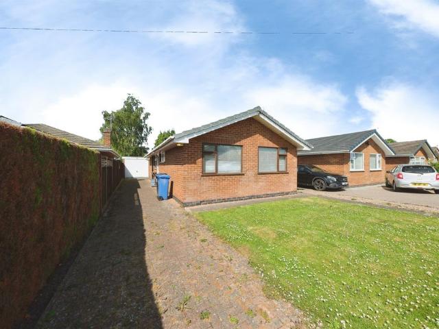 3 bedroom detached bungalow for sale