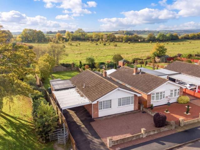 3 bedroom detached bungalow for sale