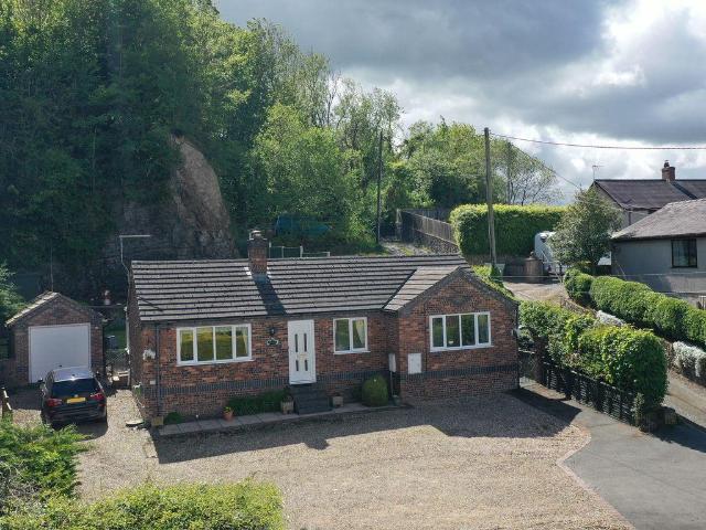 3 bedroom detached bungalow for sale