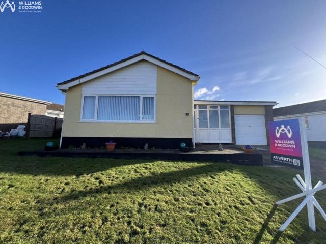 3 bedroom detached bungalow for sale
