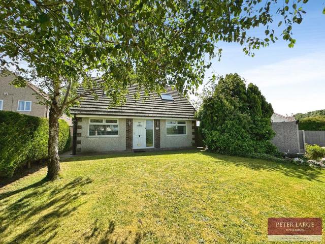 3 bedroom detached bungalow for sale