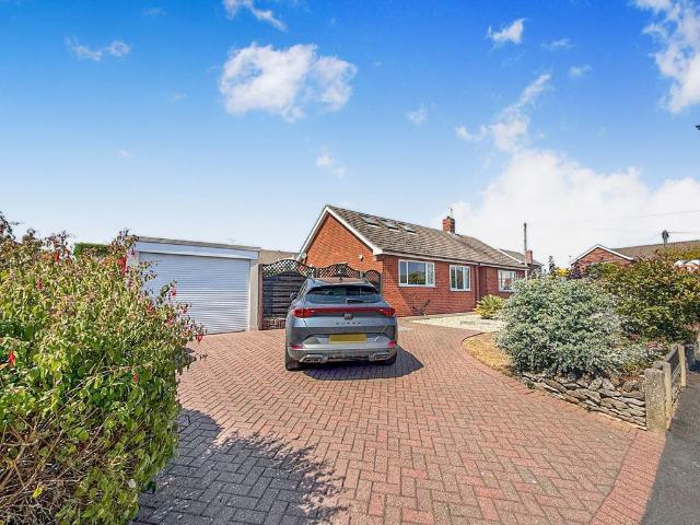 3 bedroom detached bungalow for sale