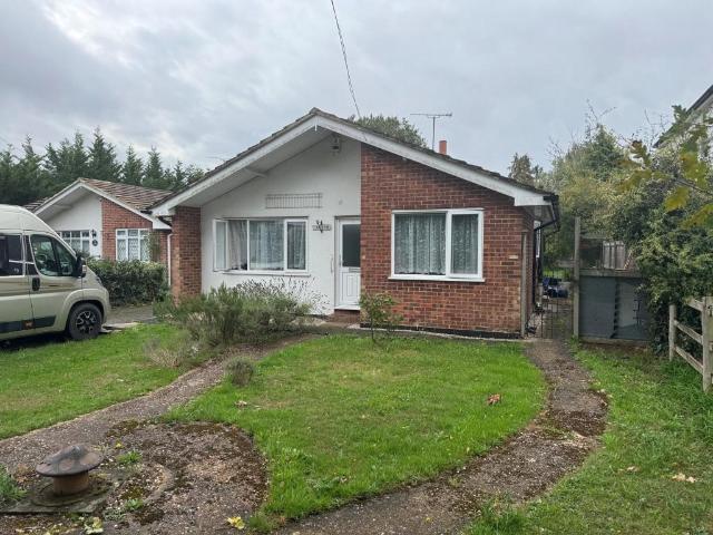 3 bedroom detached bungalow for sale