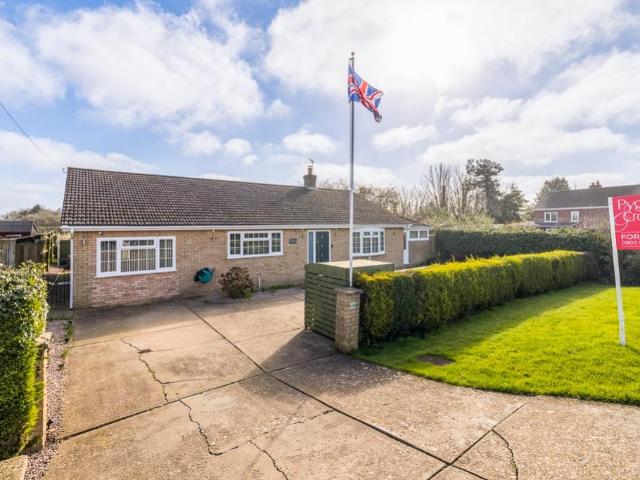 3 bedroom detached bungalow for sale