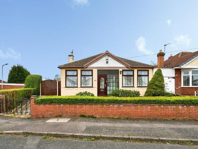 3 bedroom detached bungalow for sale