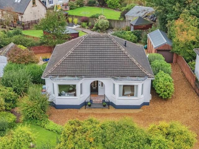 3 bedroom detached bungalow for sale