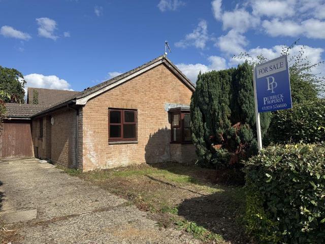 3 bedroom detached bungalow for sale