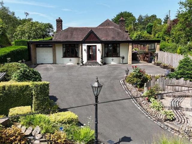 3 bedroom detached bungalow for sale