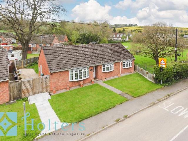 3 bedroom detached bungalow for sale