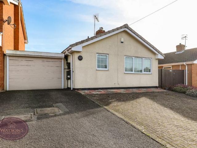 3 bedroom detached bungalow for sale