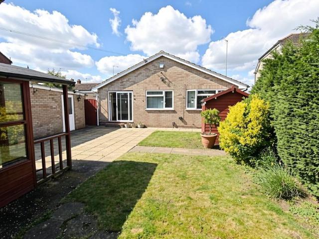 3 bedroom detached bungalow for sale