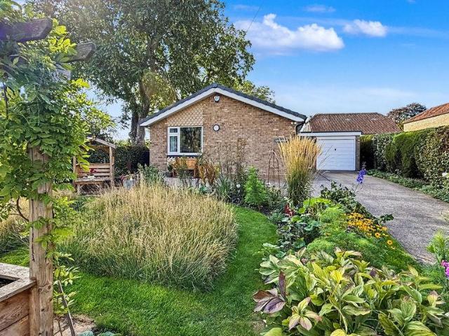 3 bedroom detached bungalow for sale
