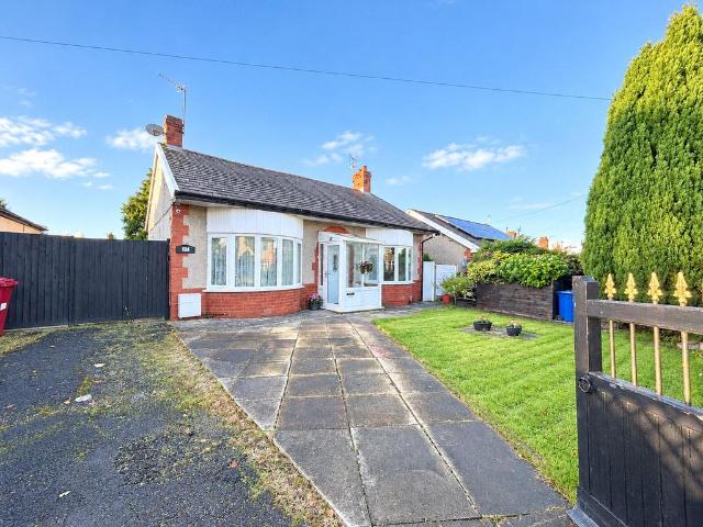 3 bedroom detached bungalow for sale