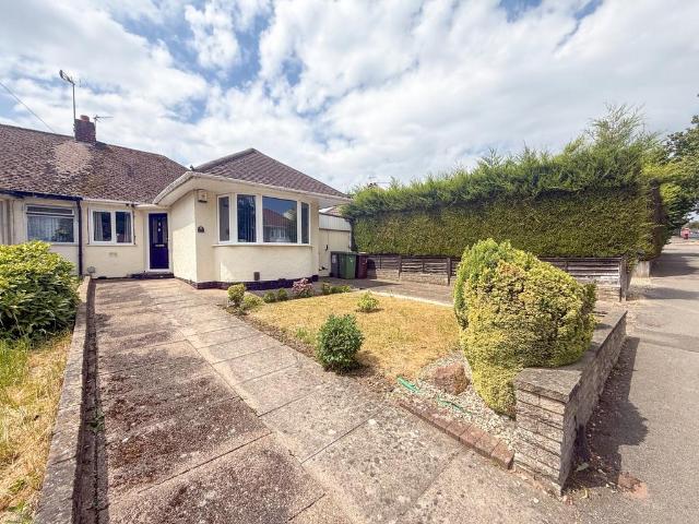 3 bedroom detached bungalow for sale