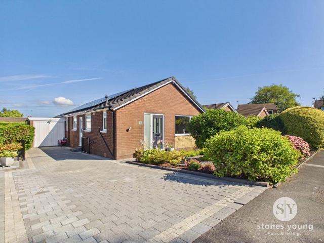 3 bedroom detached bungalow for sale