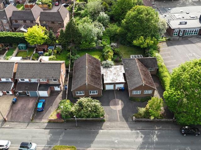 3 bedroom detached bungalow for sale