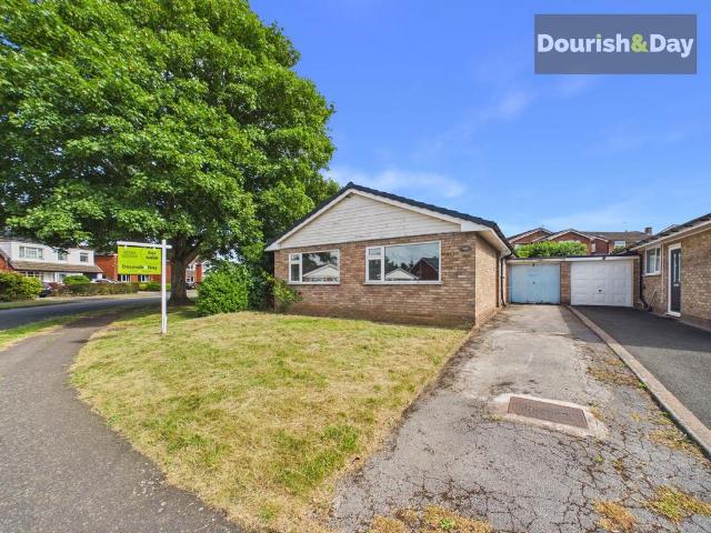 3 bedroom detached bungalow for sale