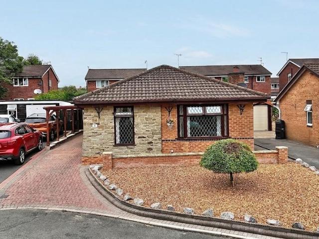 3 bedroom detached bungalow for sale